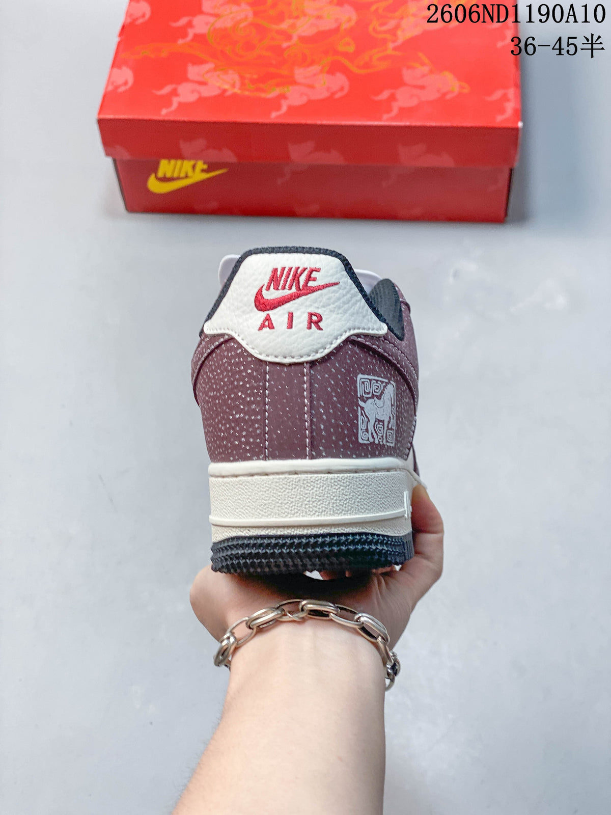 Nike Air Force 1 '07 Low Horse-Pattern Sneakers CS5288-722