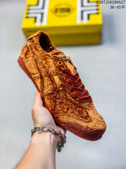 Onitsuka Tiger Mexico 66 SD Paraty Sneakers in Rust Brown