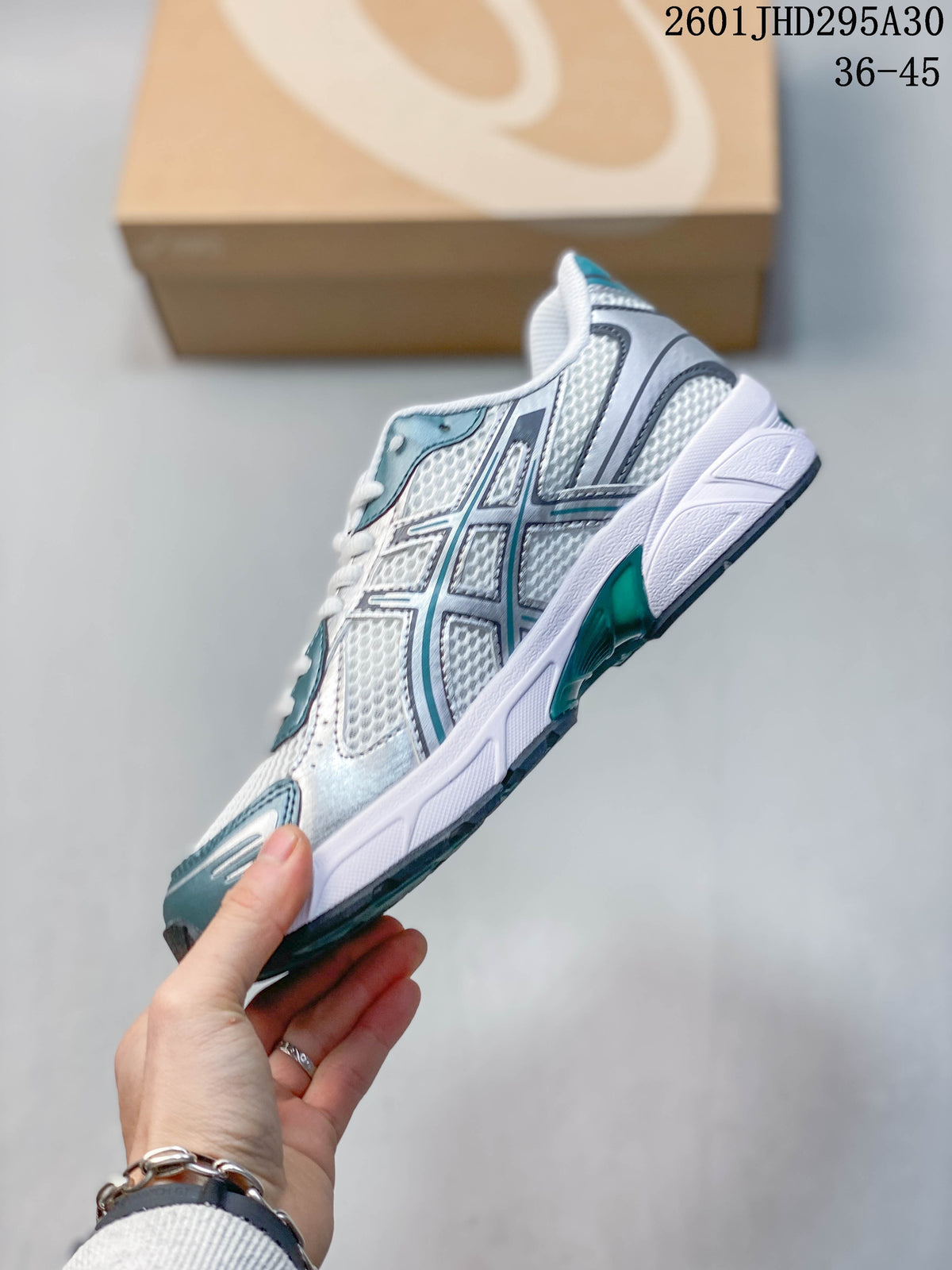 ASICS GEL-Nimbus 10.1 1203A543-400 Sneakers