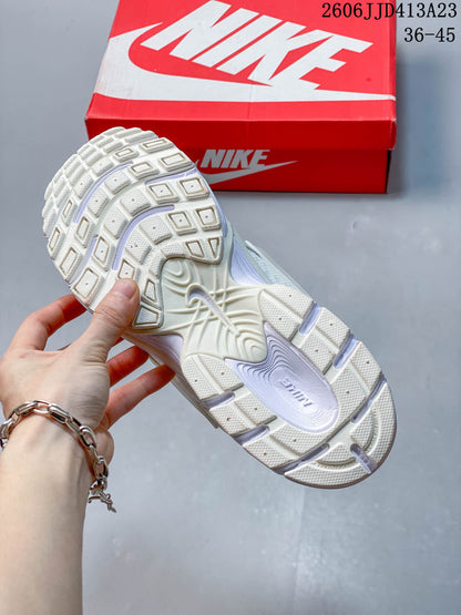 Nike Air Zoom Winflo 12 Running Shoes, White