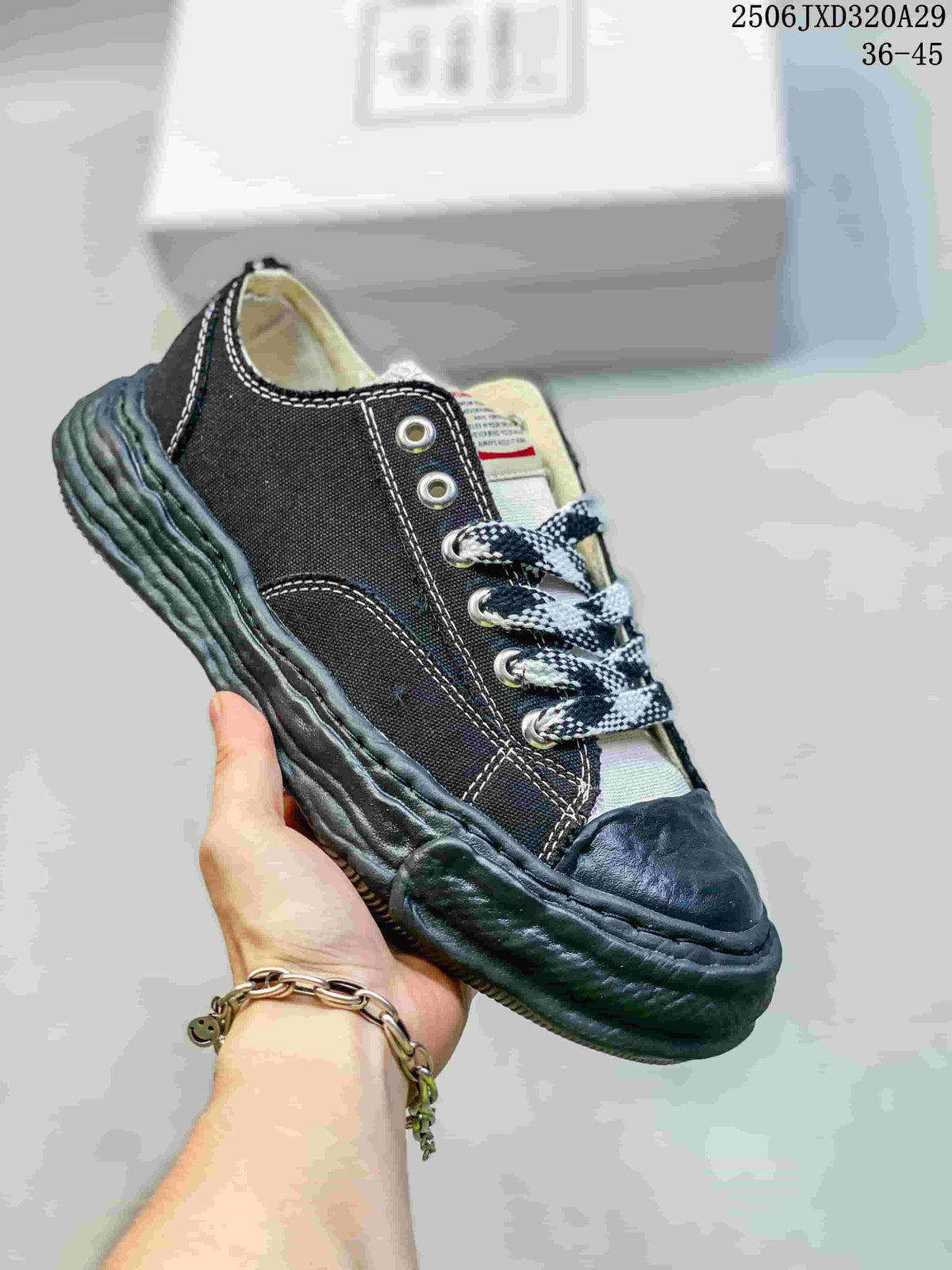 Maison Mihara Yasuhiro Blakey Low Sneakers, Black