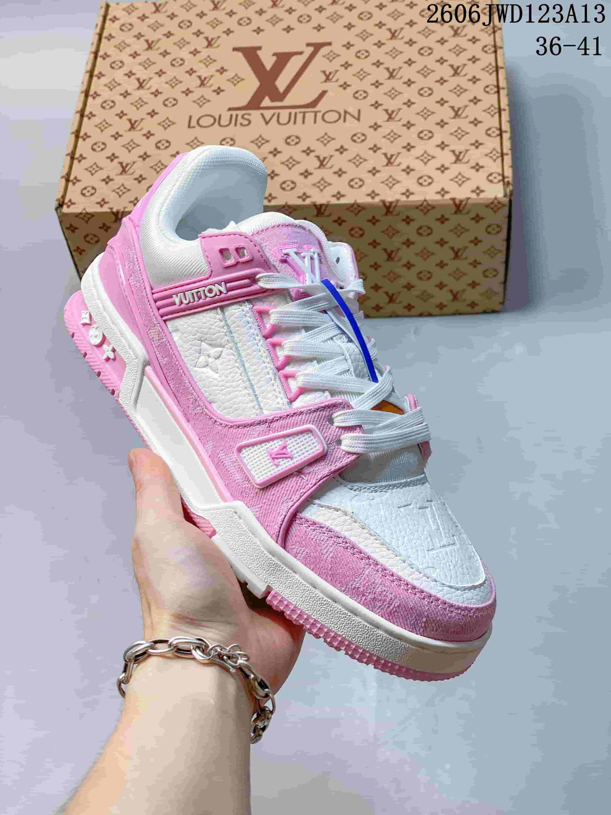 Louis Vuitton Trainer Low-Top Sneakers in Pink and White