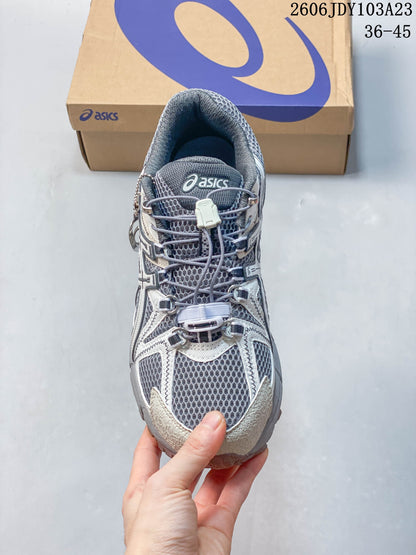 ASICS Gel-Kahana 8 Trail Sneakers in Grey