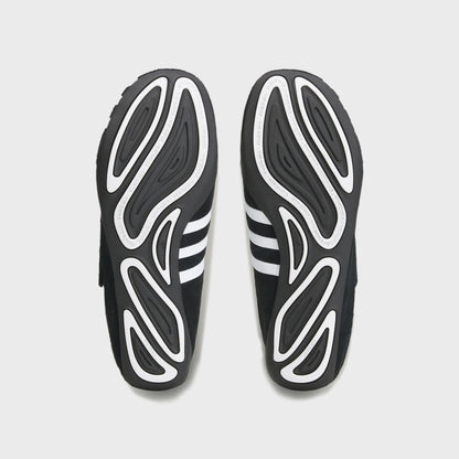 adidas x Pharrell Williams Vario Flat Earther - Black / White