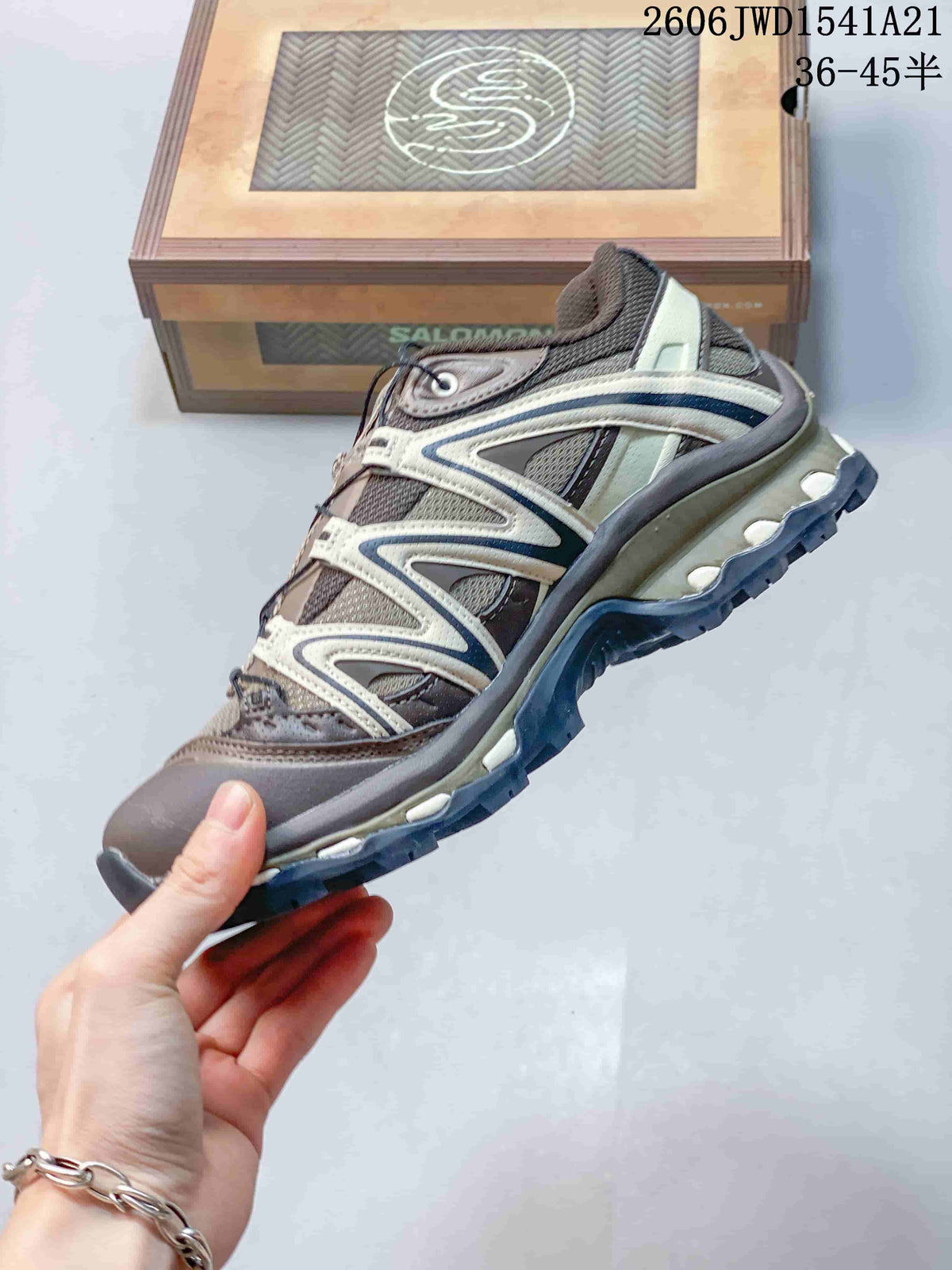 Salomon XT-Quest ADV Outdoor Sneakers, Taupe