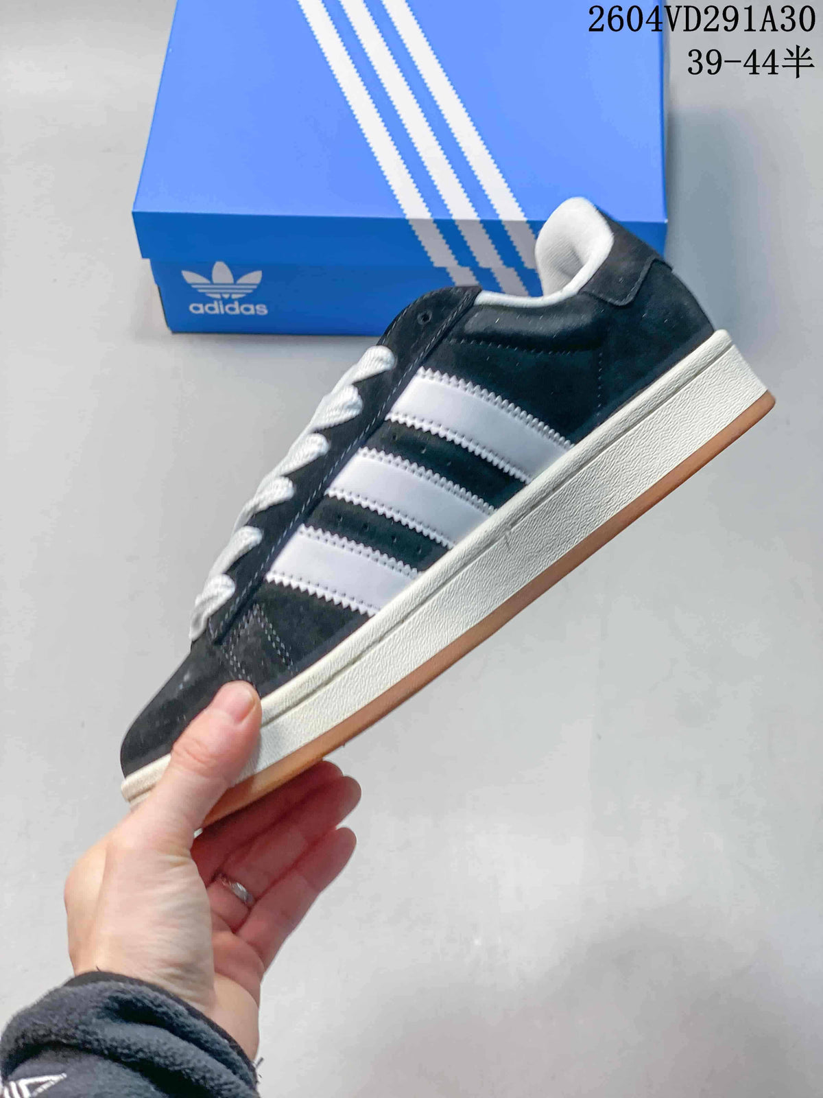 Adidas Campus 00s Low-Top Sneakers ID7028