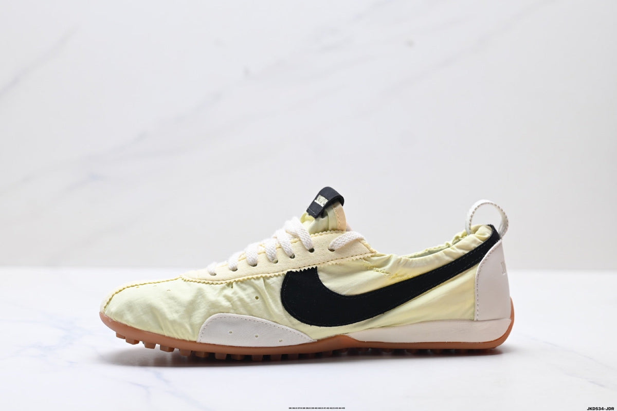 Nike x Jacquemus Sneakers in Pale Yellow and Black