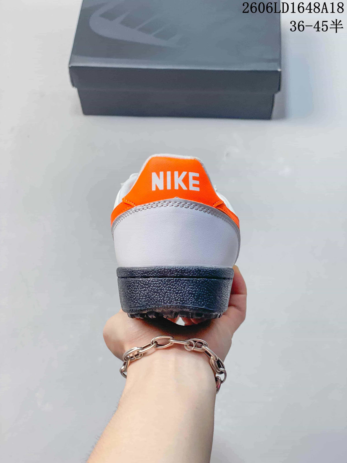 Nike Field General 82 SP Low-Top Sneakers White Orange