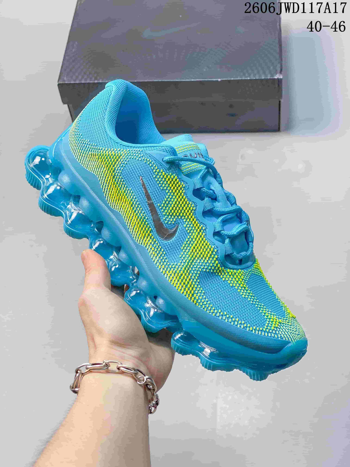 Nike Air Liquid Max Low-Top Running Sneakers