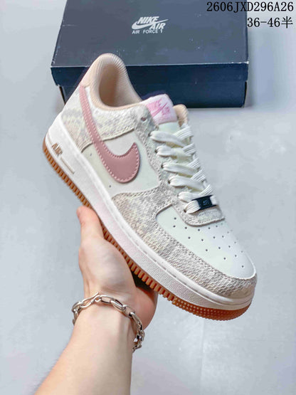 Nike Air Force 1 '07 Low Sneakers in Mixed Colors