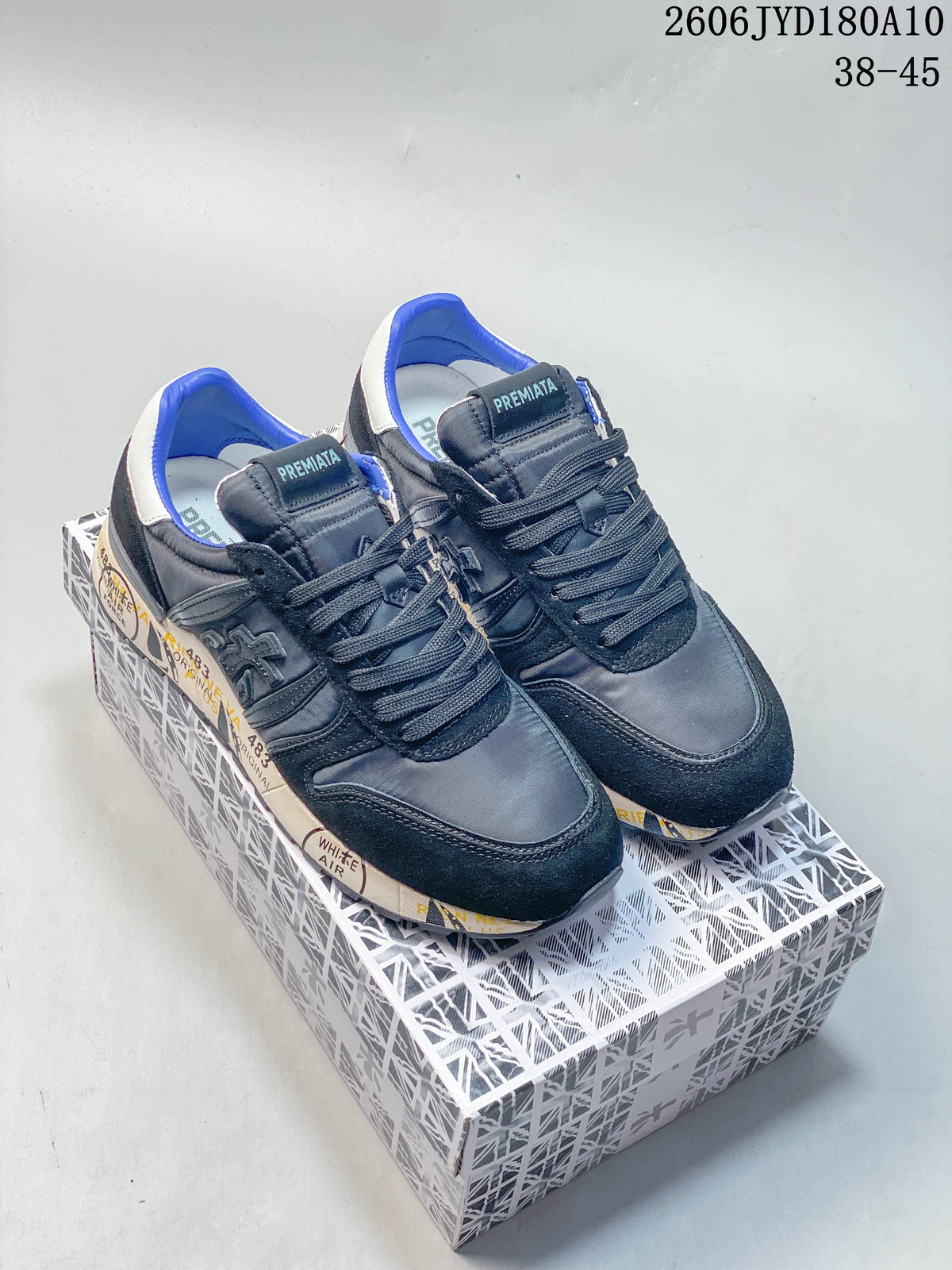 Premiata Drake Low-Top Trainers in Navy and Gray