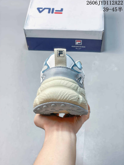 FILA 612520ASUOI Retro Sneakers, White and Blue