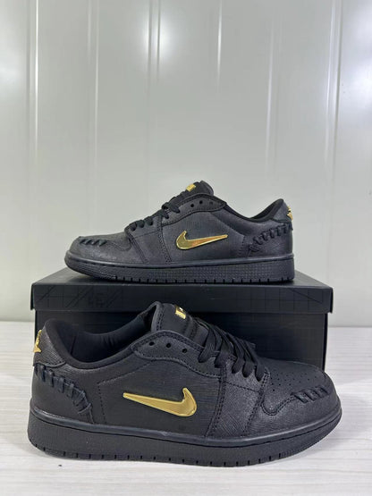 Jordan Air Jordan 1 Low Sneakers Black/Gold FN5032-007