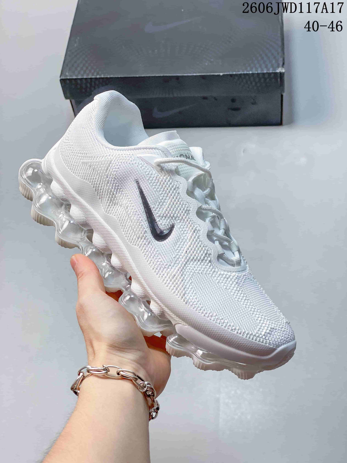 Nike Air Liquid Max Low-Top Running Sneakers