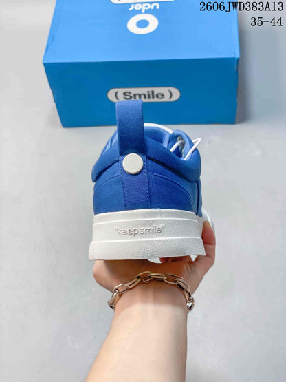 Ocai 002 Smile Blue Low-Top Canvas Sneakers