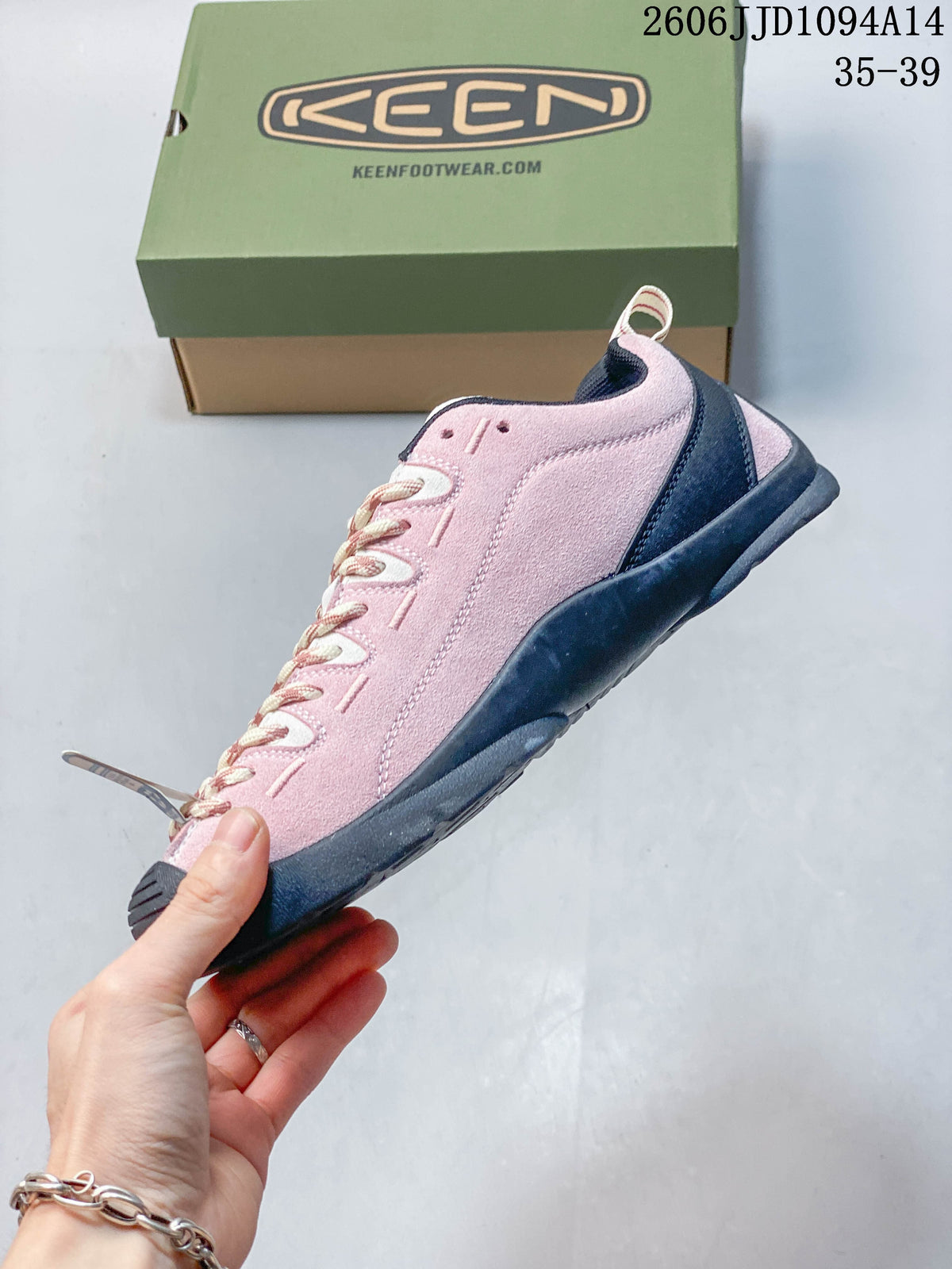 KEEN Jasper Low-Top Sneakers in Pink