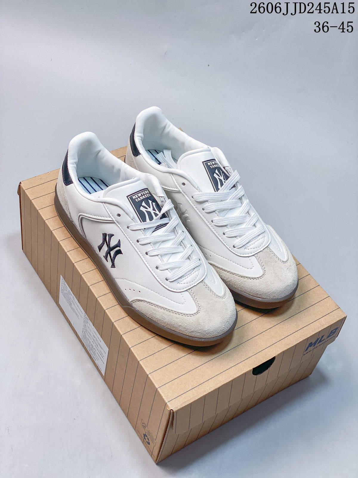 MLB Los Angeles Dodgers Low-Top Casual Sneakers, White and Gray