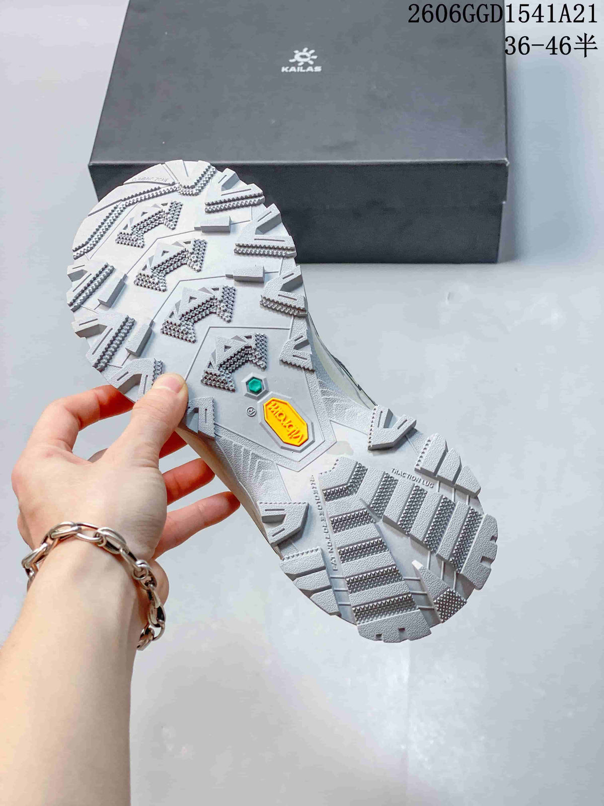 Kailas FLT Trail Running Shoes, Off-White and Gray, 2606GGD1541A21