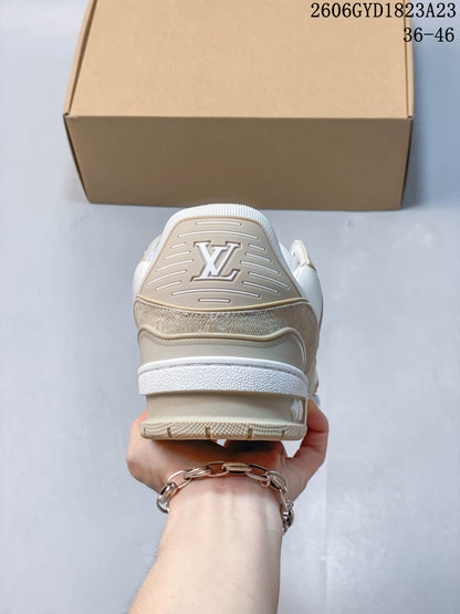 Louis Vuitton Trainer Low Sneakers in White and Beige