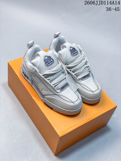 Louis Vuitton Trainer Low-Top Sneakers in White and Gray