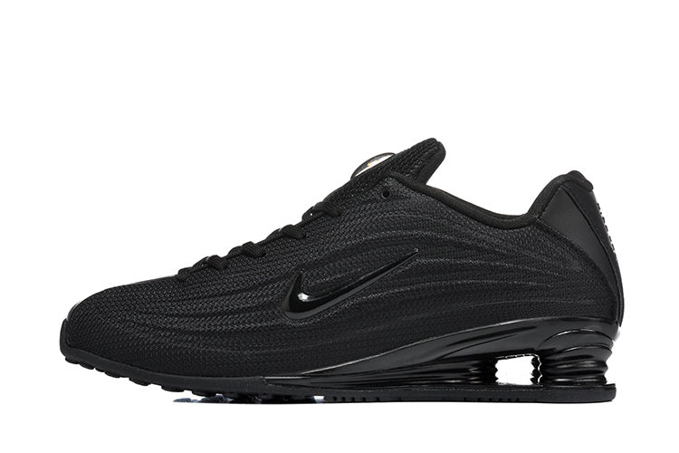 Nike Shox R4 Black Sneakers
