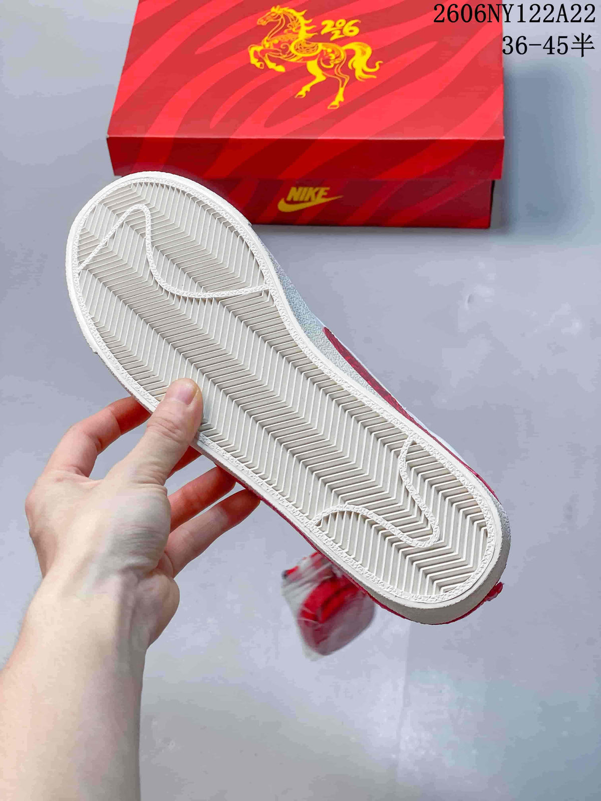 Nike Blazer Low Jumbo White and Red Sneakers 06NY122A22