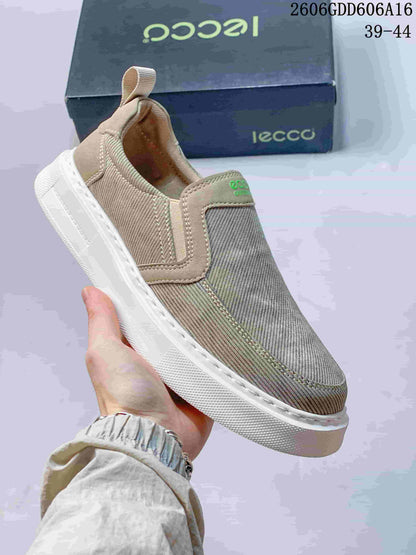 ECCO 621060 Slip-On Sneakers in Taupe