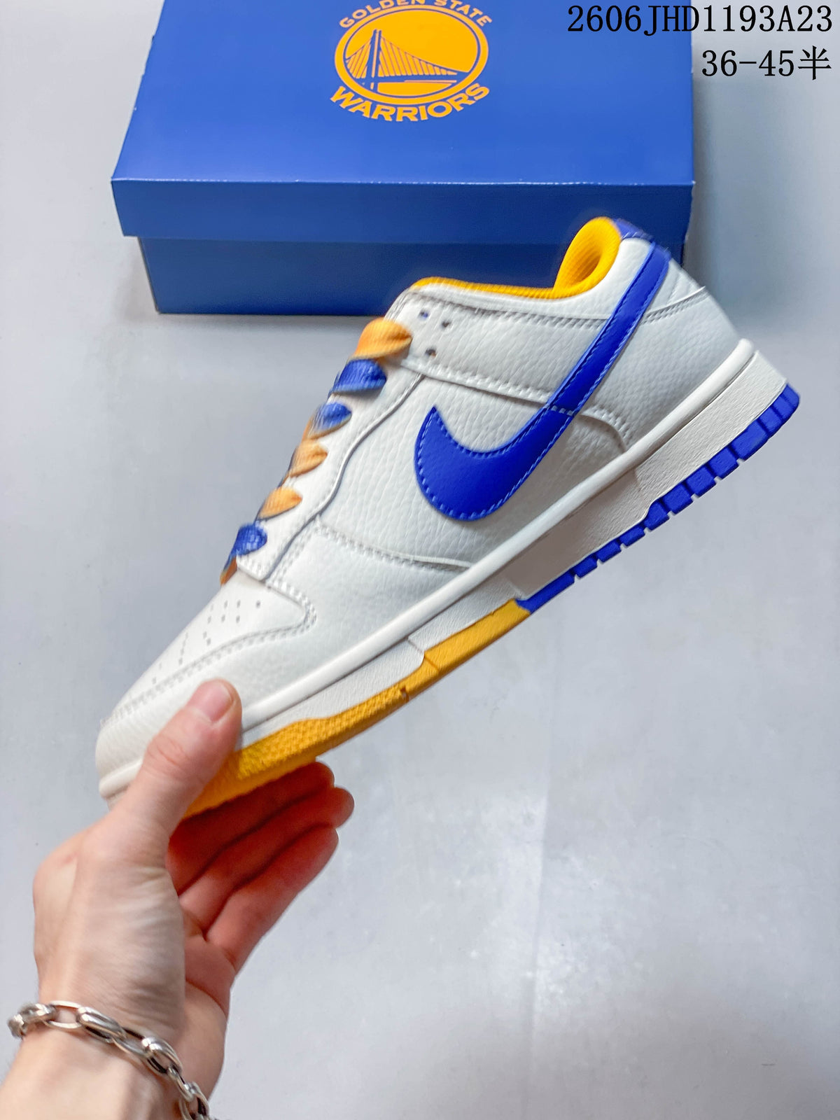 Nike SB Dunk Low NBA Golden State Warriors Sneakers