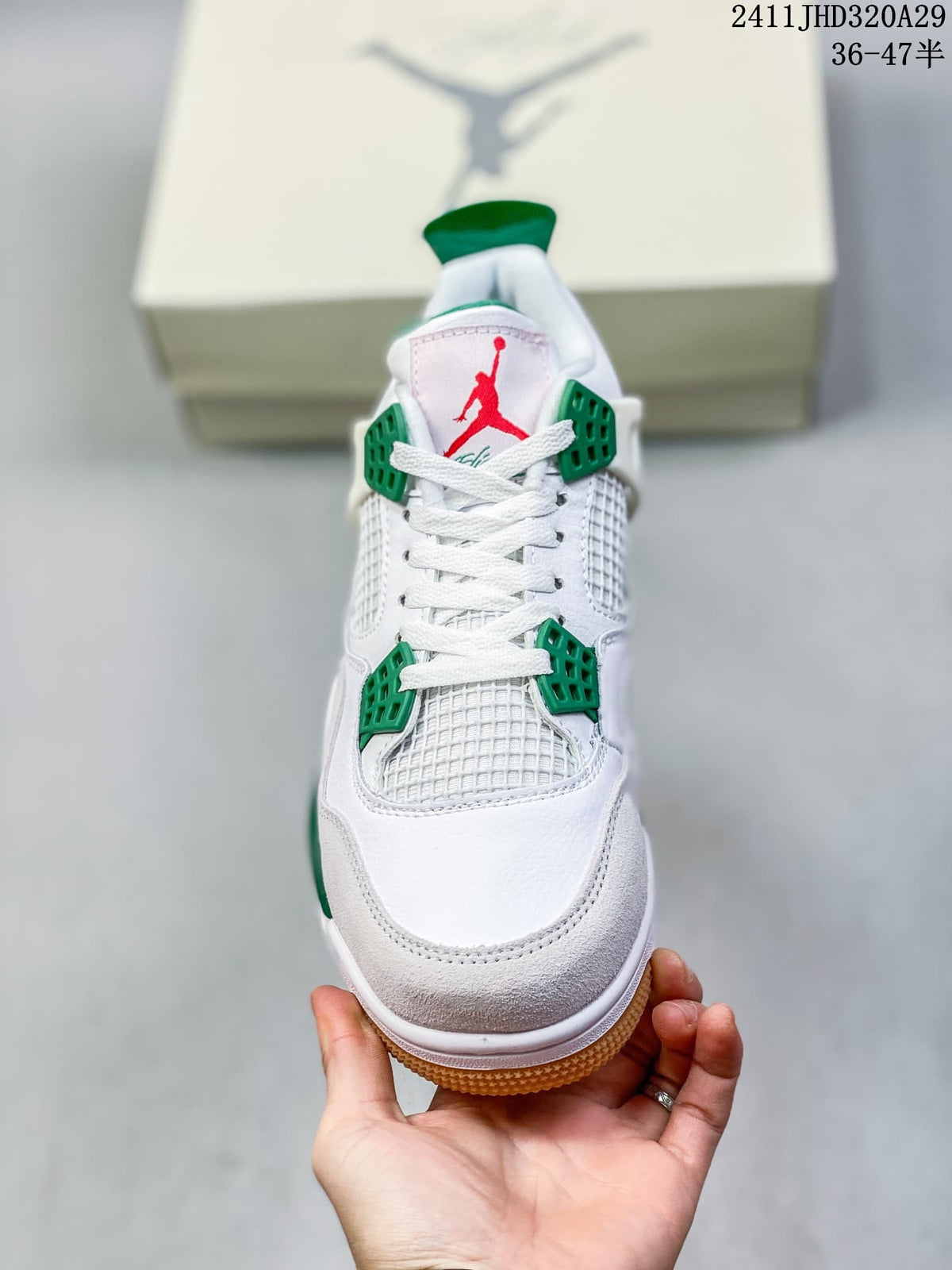 Jordan 4 Retro Sneakers White Green Gum