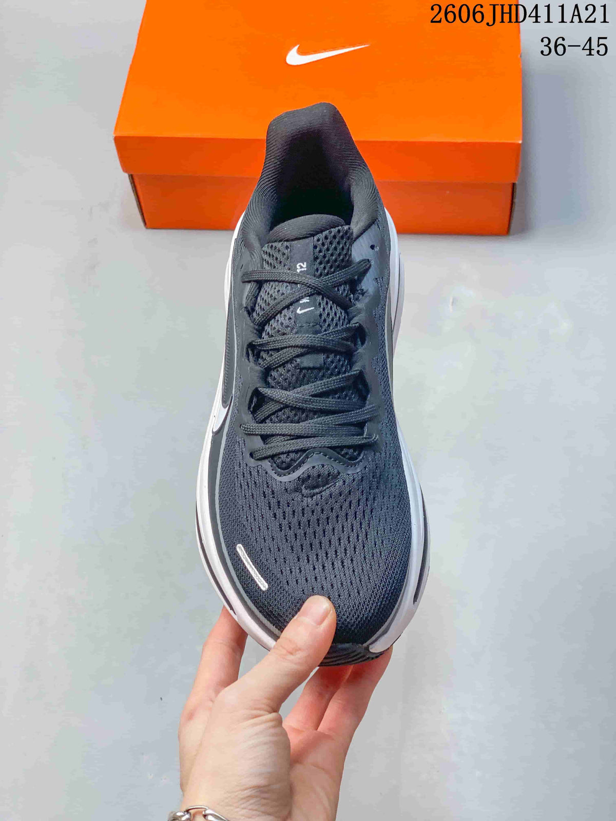 Nike Air Zoom Winflo 12 Running Shoes, Dark Gray
