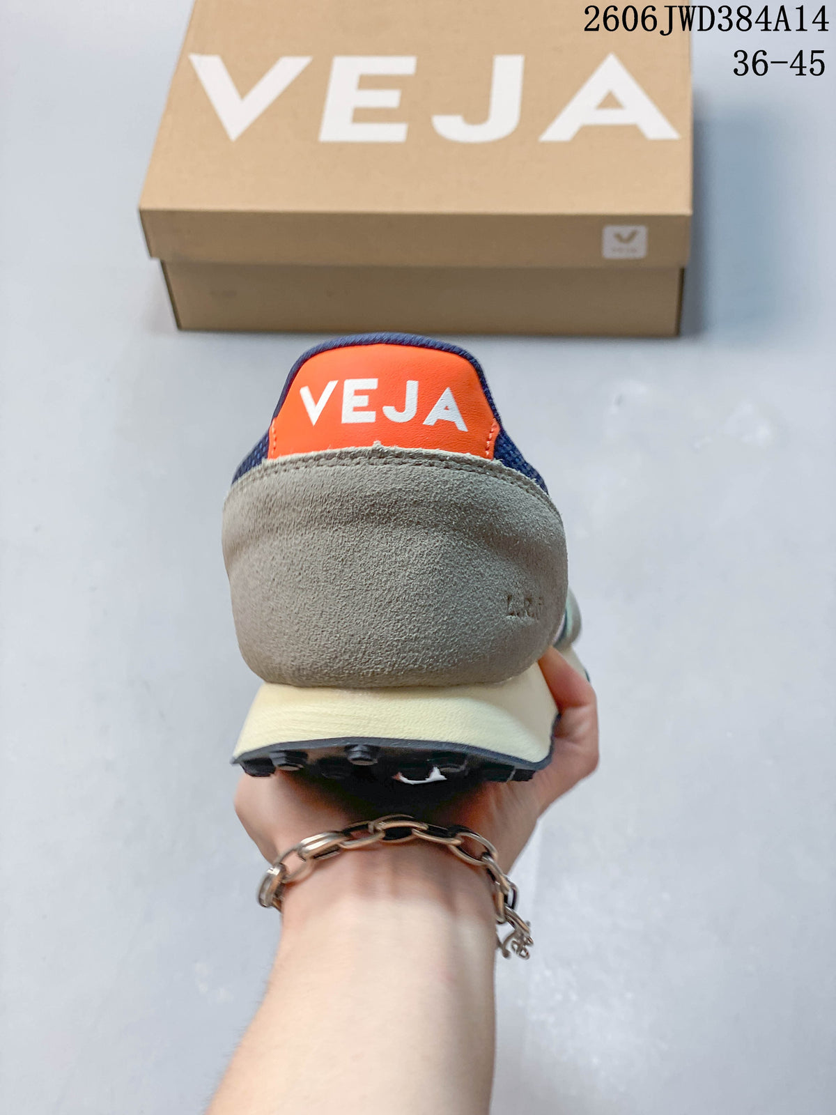 Veja Esplar Casual Sneakers in Navy, Gray and White