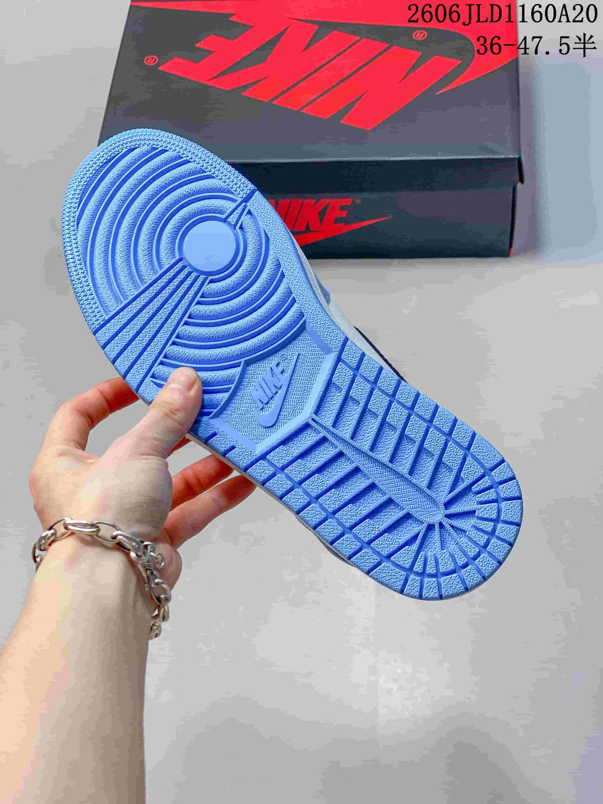 Jordan Air Jordan 1 High Sneakers in Blue and White
