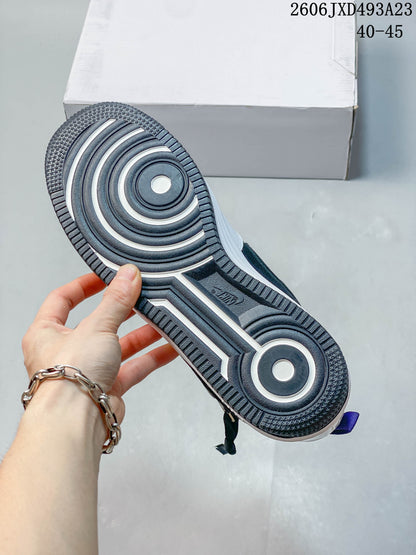 Nike Air Force 1 '07 Low Sneakers in White and Navy