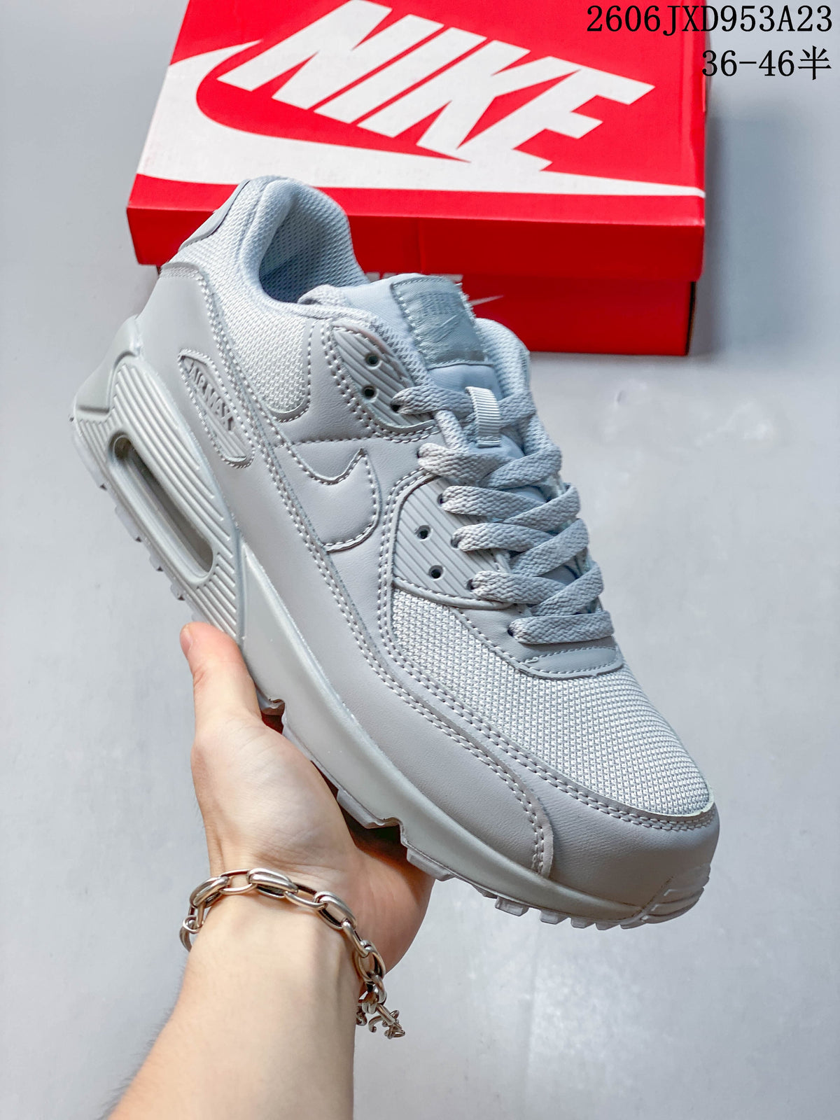 Nike Air Max 90 Low-Top Sneakers, Light Grey