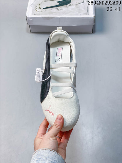 Puma Speedcat Ballet Sneakers in Cream and Navy