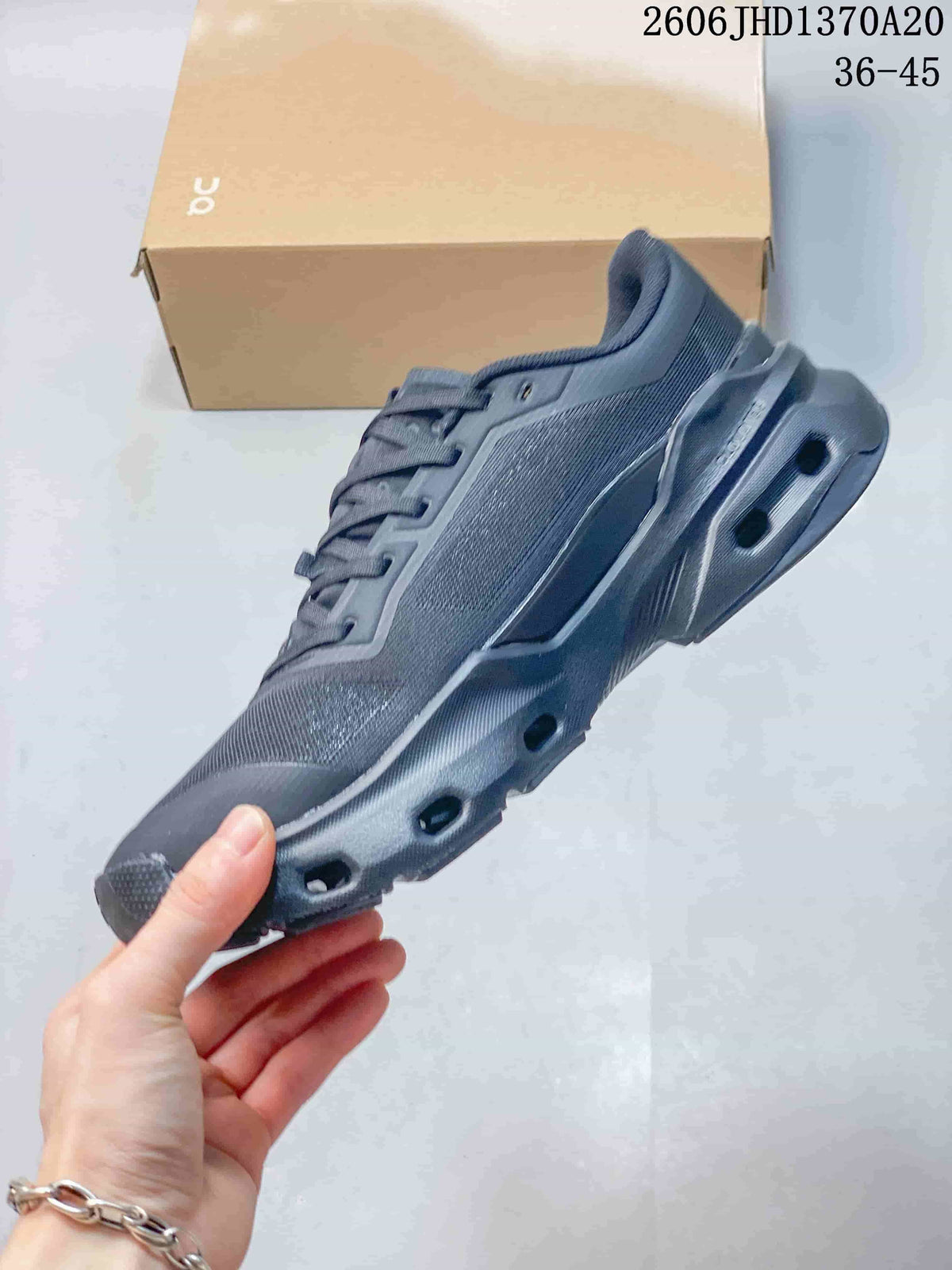 On Cloudpulse 2 Sneakers in Charcoal Gray