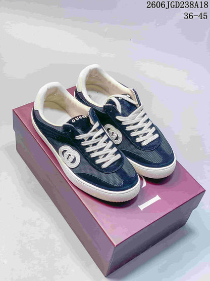 Gucci G75 Low-Top Sneakers in Navy and White