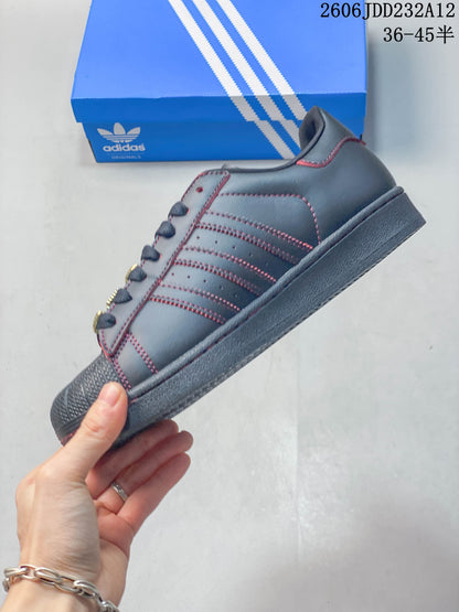 Adidas Originals Superstar Low-Top Sneakers JS1380