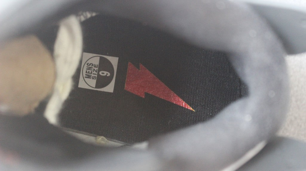 Interior view showing a men's size 9 marking on the insole.