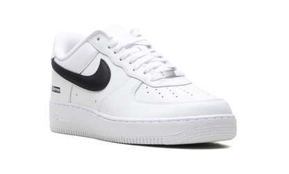 Nike Air Force 1 Low Supreme White Black