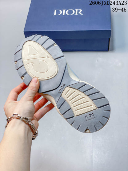 Dior B30 Countdown Low-Top Sneakers in Gray