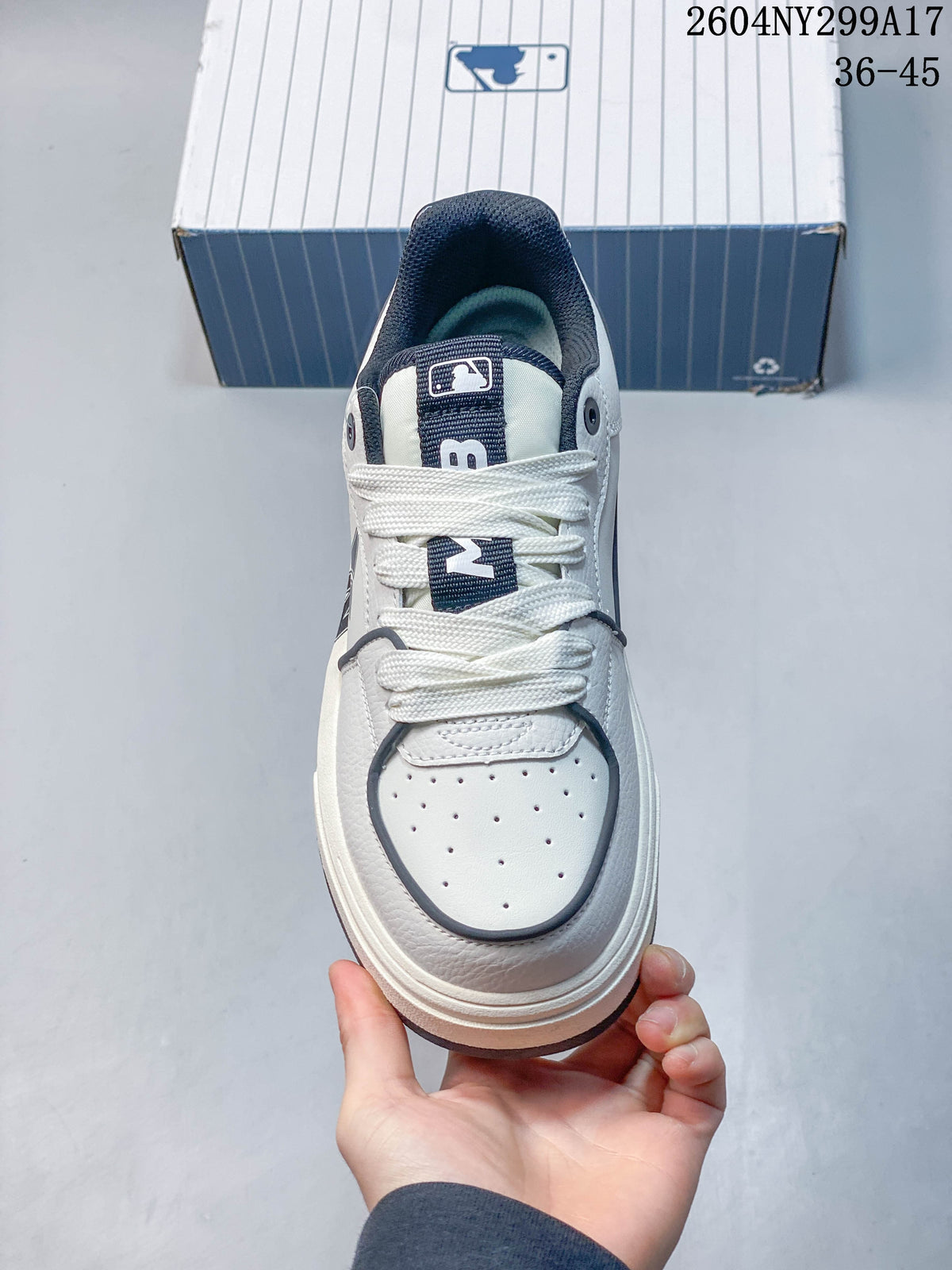 MLB Chunky Liner Low-Top Sneakers, White and Navy, 04NY299A17