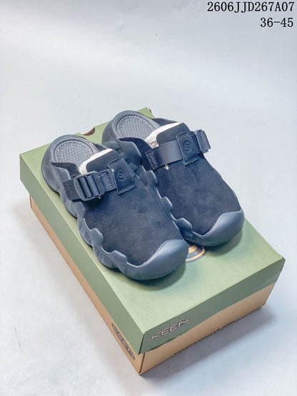 KEEN Hyperport Clog Leather Closed-Toe Mule