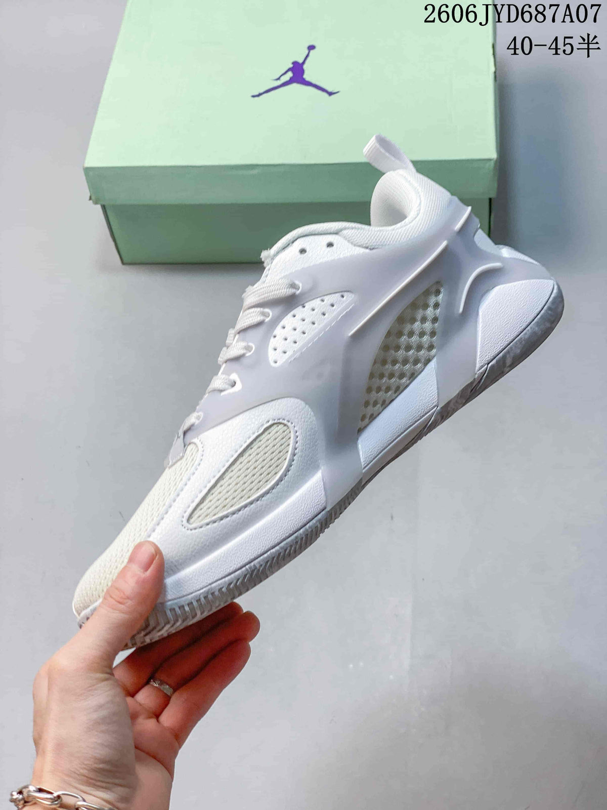 Jordan Heir PF Low-Top Basketball Shoes White FZ2471