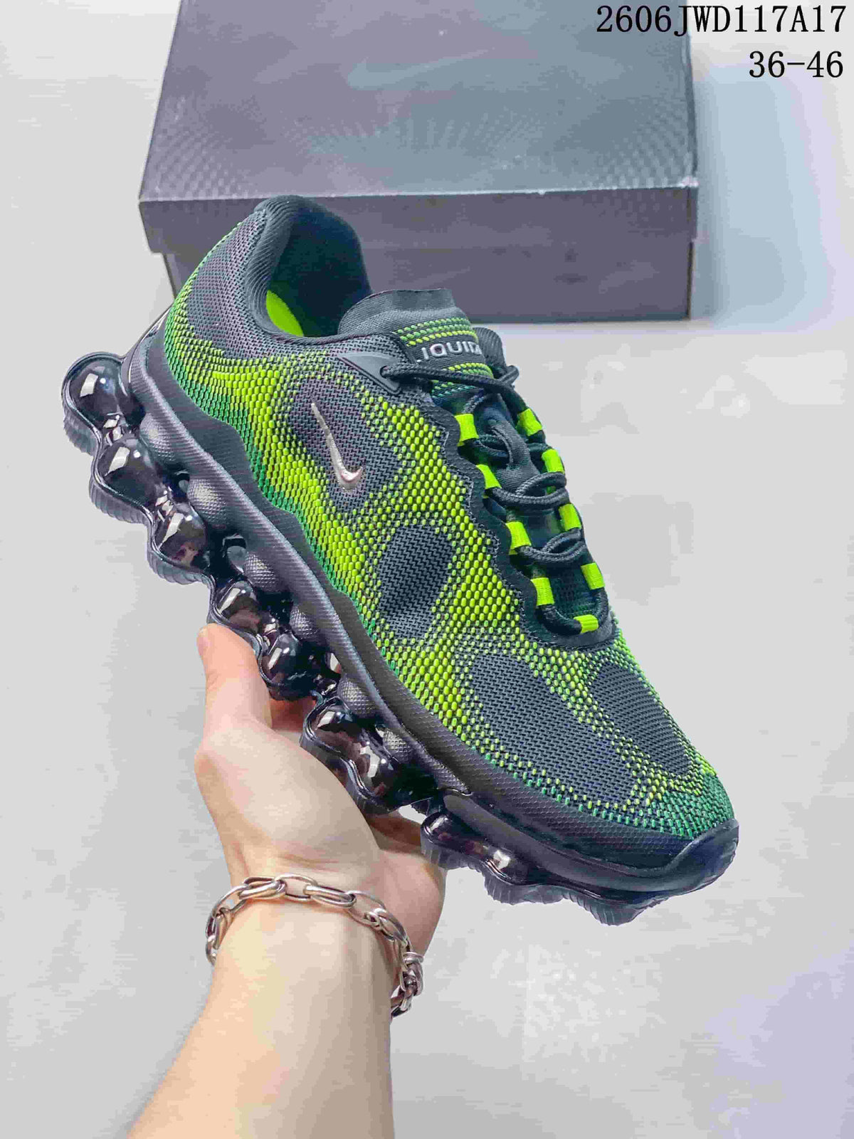 Nike Air Liquid Max Low-Top Running Sneakers