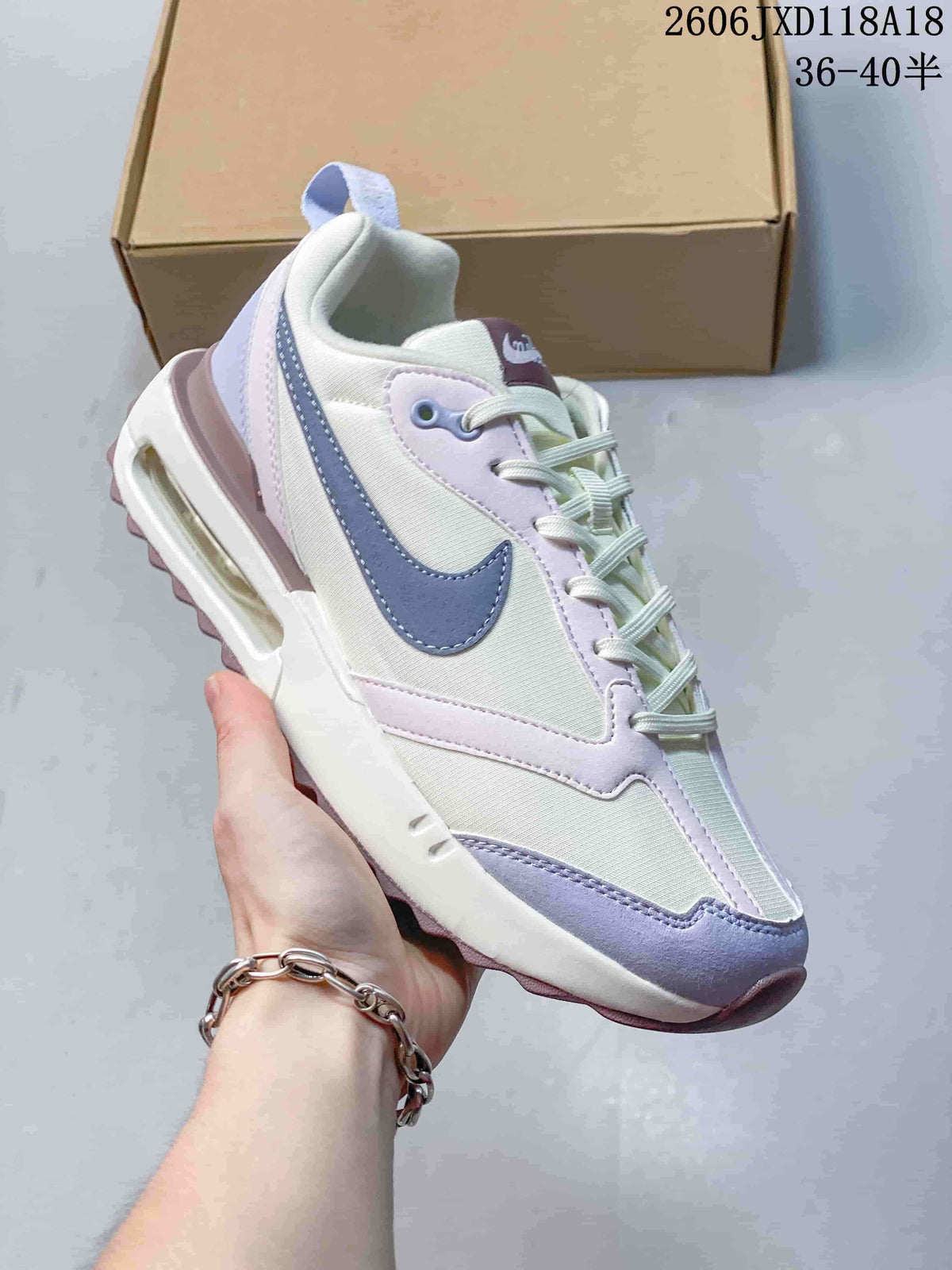 Nike Air Max Dawn Low-Top Sneakers, Multicolor