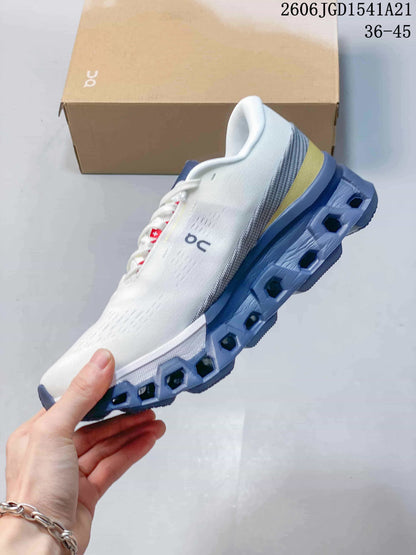 On The Roger Advantage Sneakers White Blue 612210ASOWE