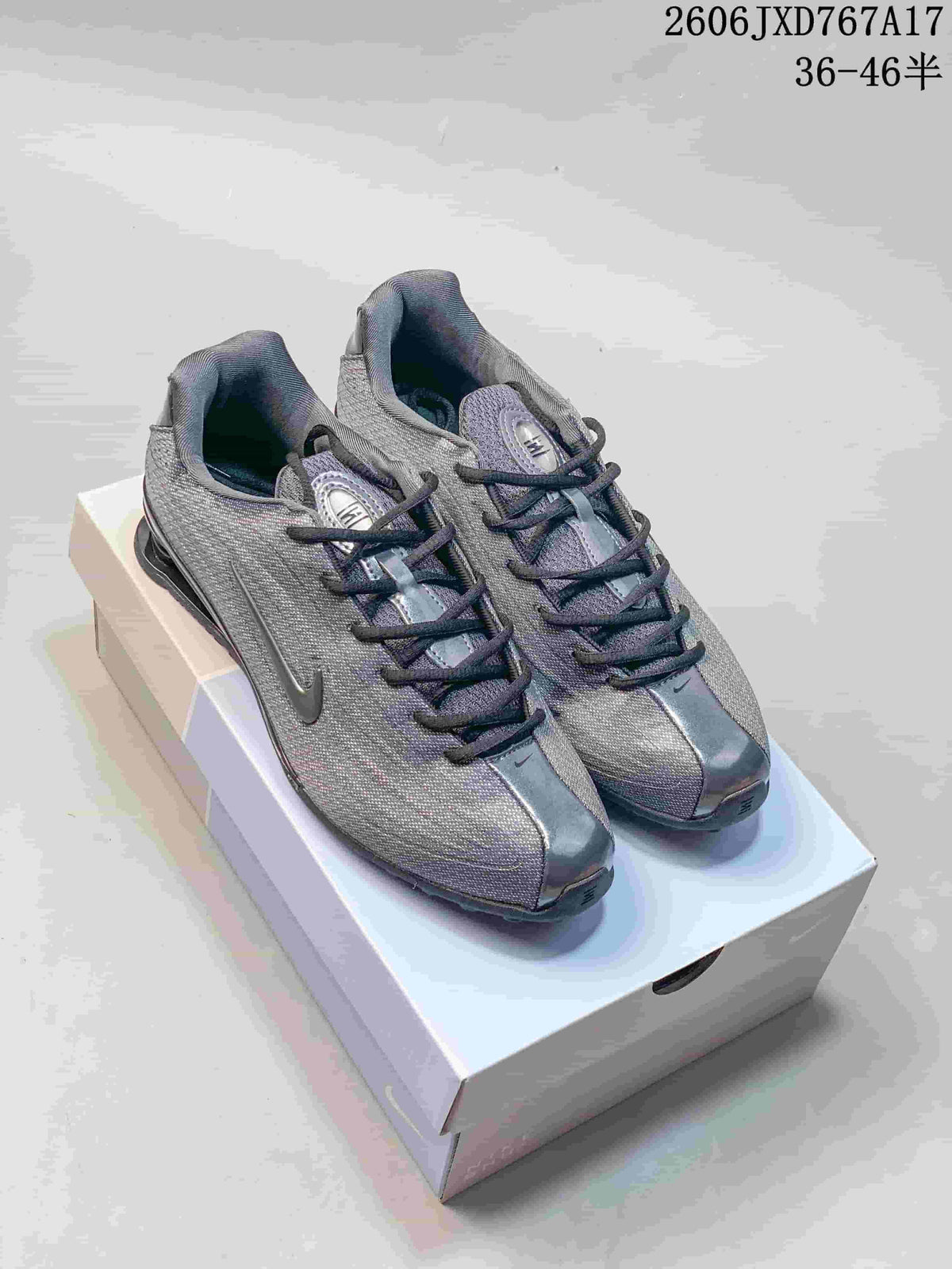 Nike Shox TL Low-Top Sneakers in Gray