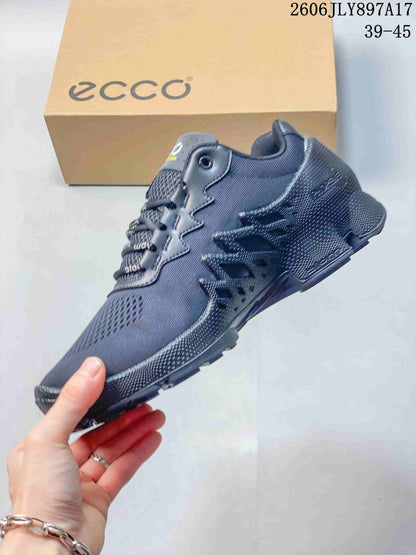 ECCO Biom C-Trail Low-Top Sneakers in Navy