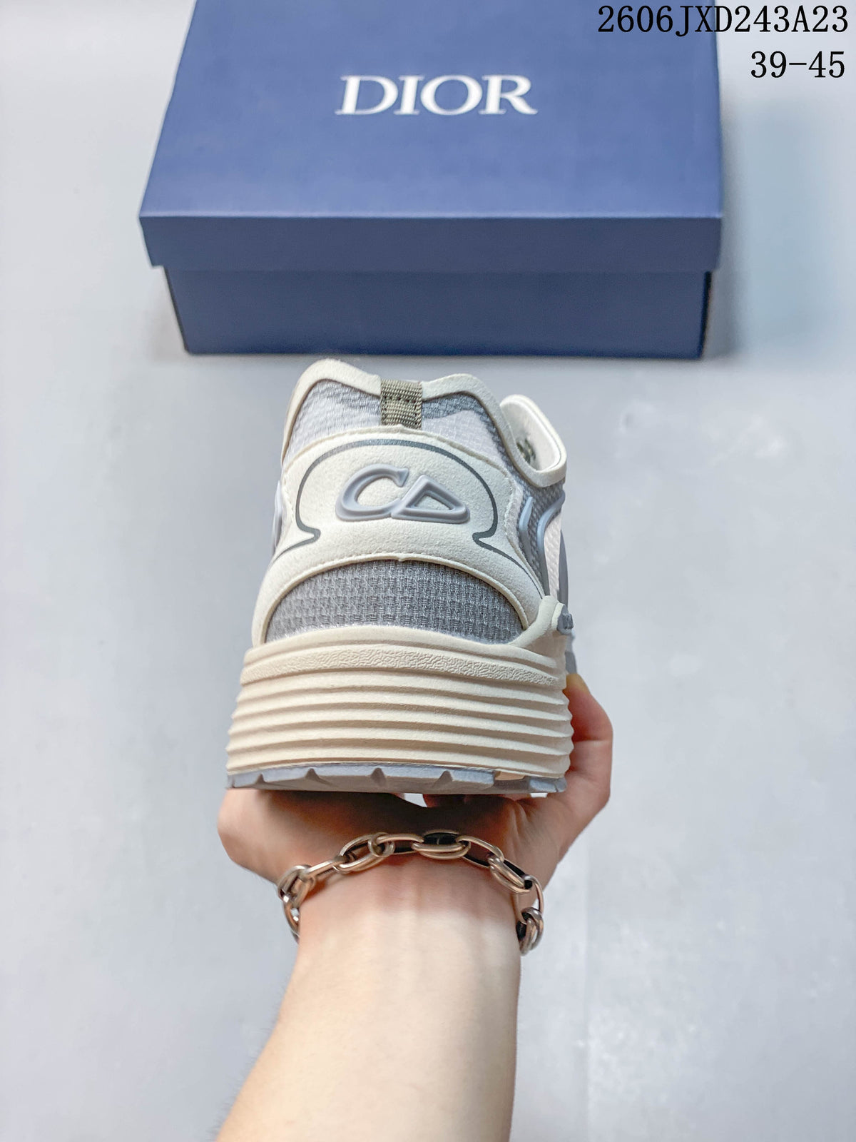 Dior B30 Countdown Low-Top Sneakers in Gray